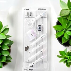 Cricut Essential Tool Set 7pc